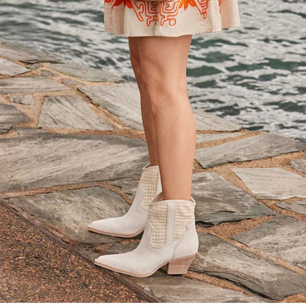 Dolce Vita Rori Sandstone Suede boots